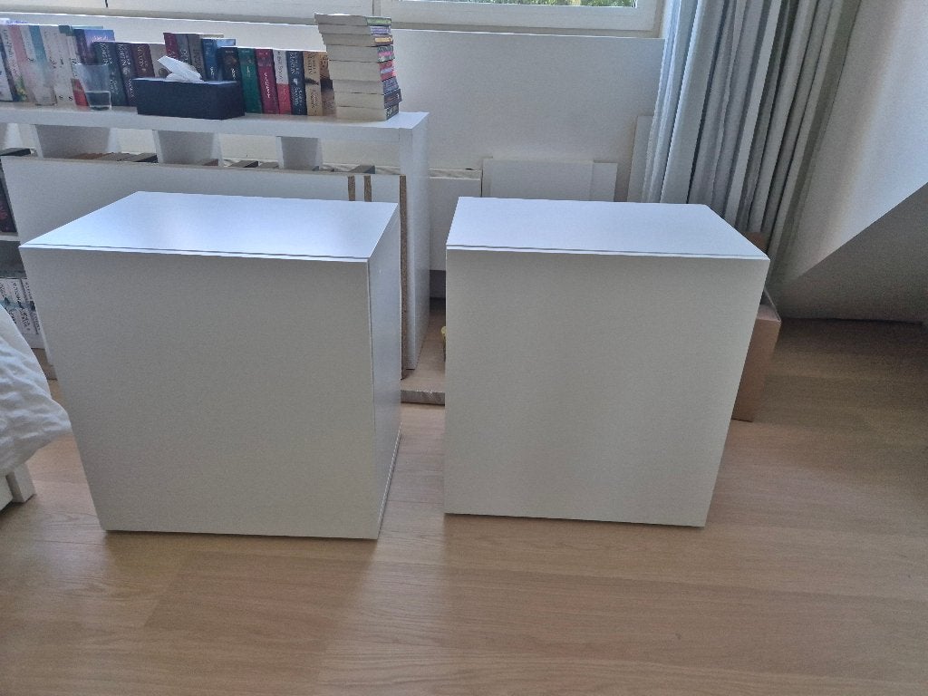 2 Ikea Besta kastjes, Enlèvement, Utilisé