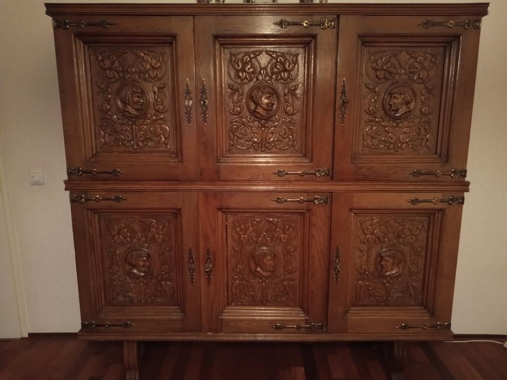 Eiken Servieskast + Salontafel + Schrijftafel + fauteuil, Ophalen