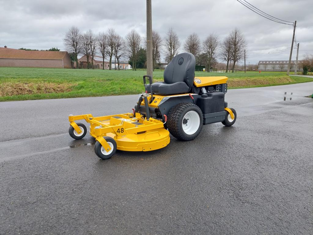 Frontmaaier zeroturn Walker MB27i - 27pk - mulching DEMO 25H, Enlèvement