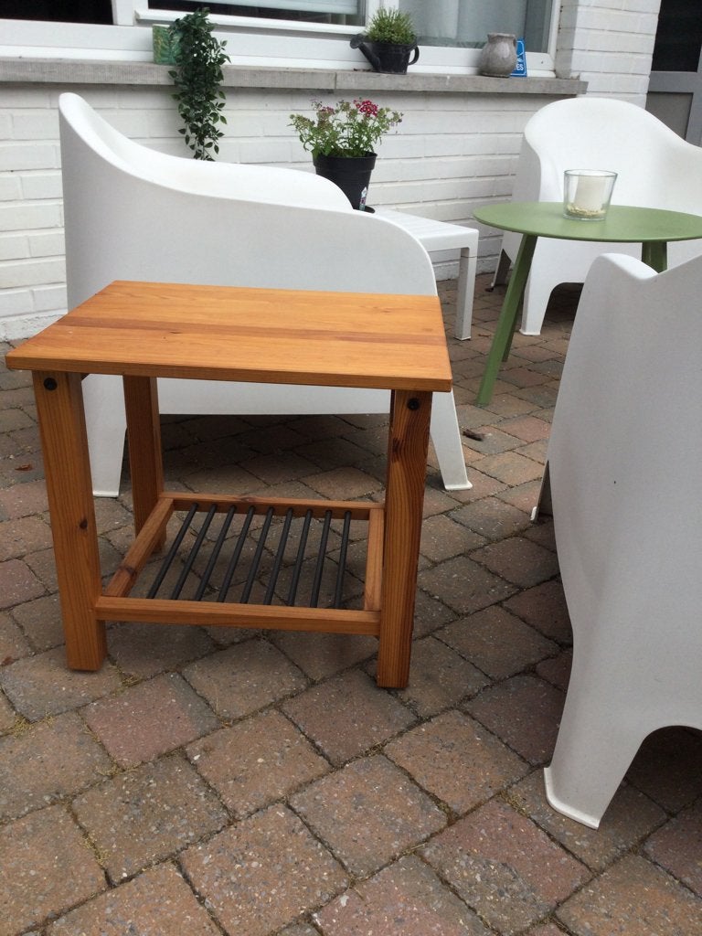 Petite table pour terrasse ou jardin, Enlèvement, Comme neuf