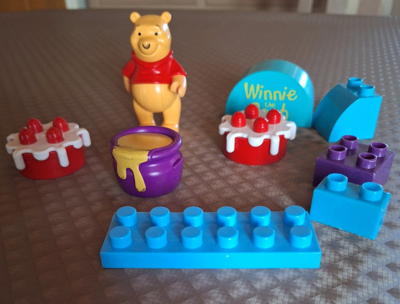 Duplo Winnie the Pooh, Enlèvement, Duplo