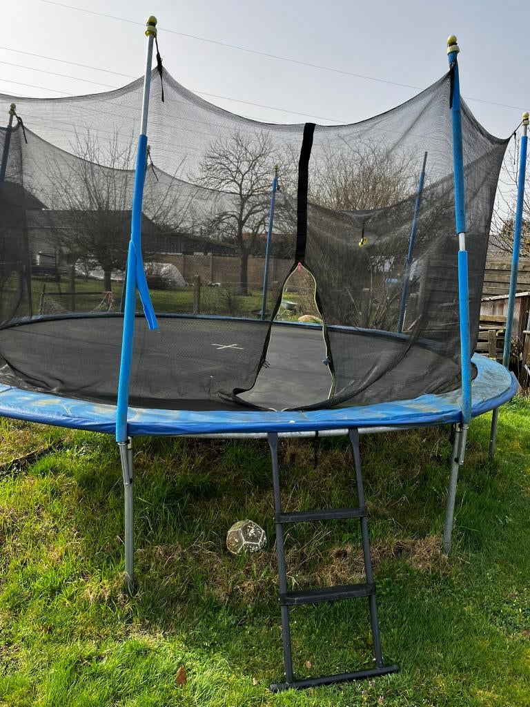 Trampoline 420 met zijnet en trapje., Enlèvement, Utilisé