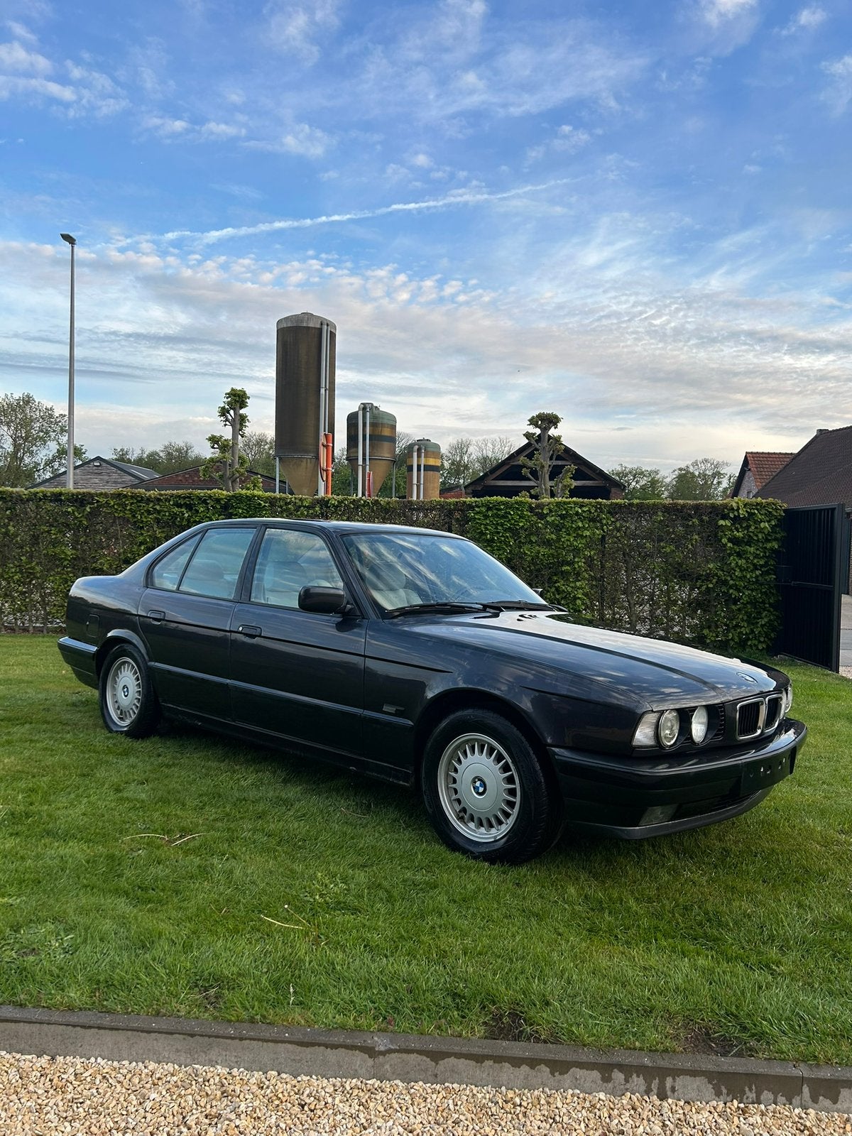 Bmw e34 530i v8, Auto's, Automaat, 4 deurs, Achterwielaandrijving, Beige