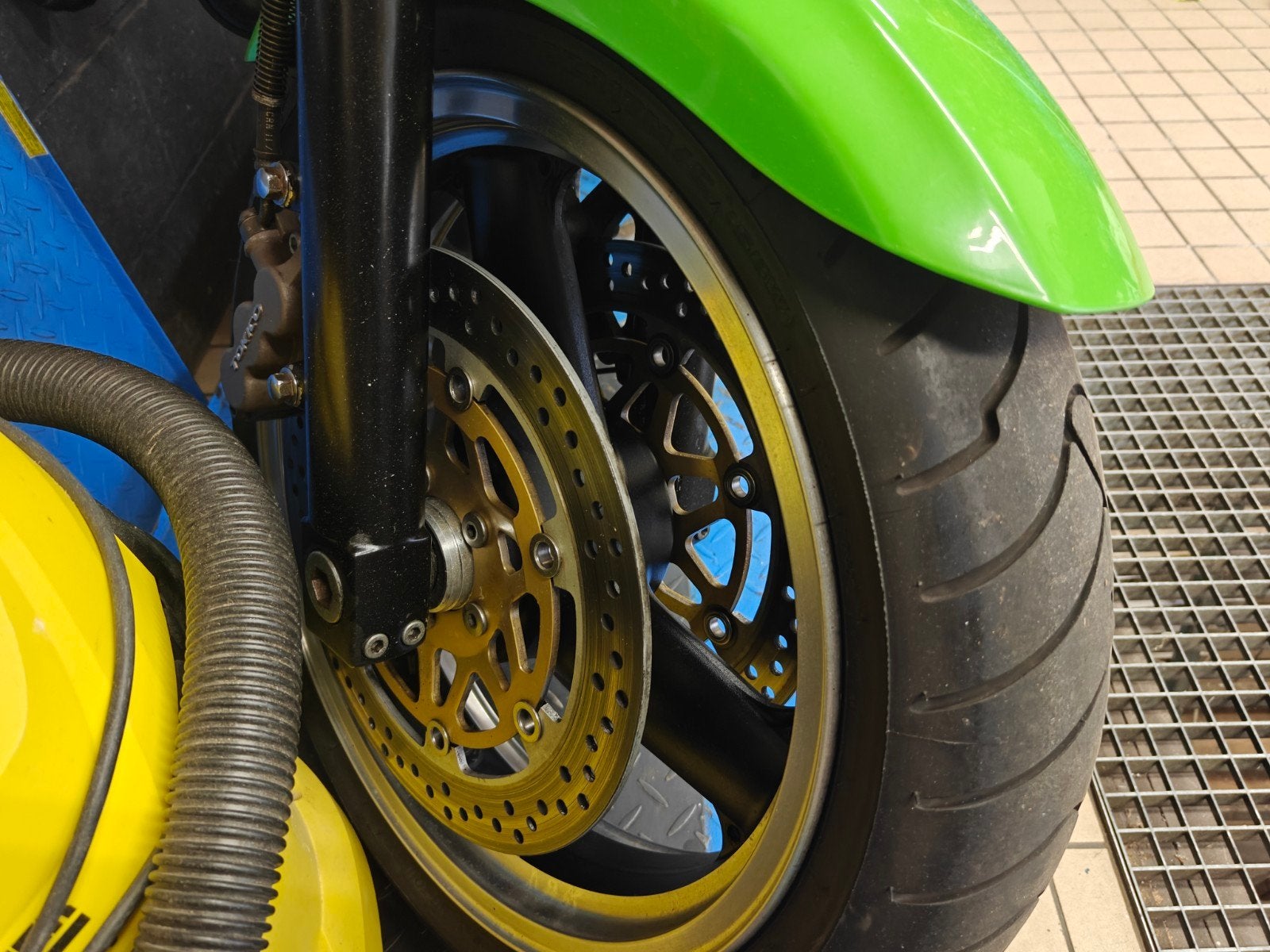 Kawasaki ZRX 1100, Motoren, Particulier, Meer dan 35 kW, Handgeschakeld, 4 cilinders