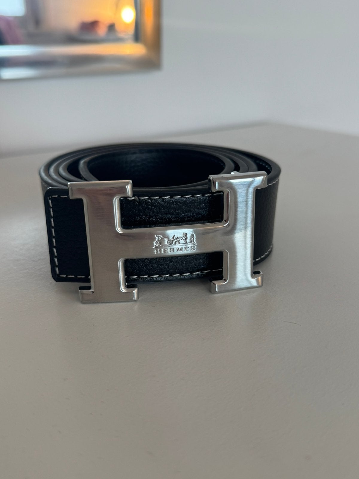 Riem hermes, Verzenden, Zo goed als nieuw