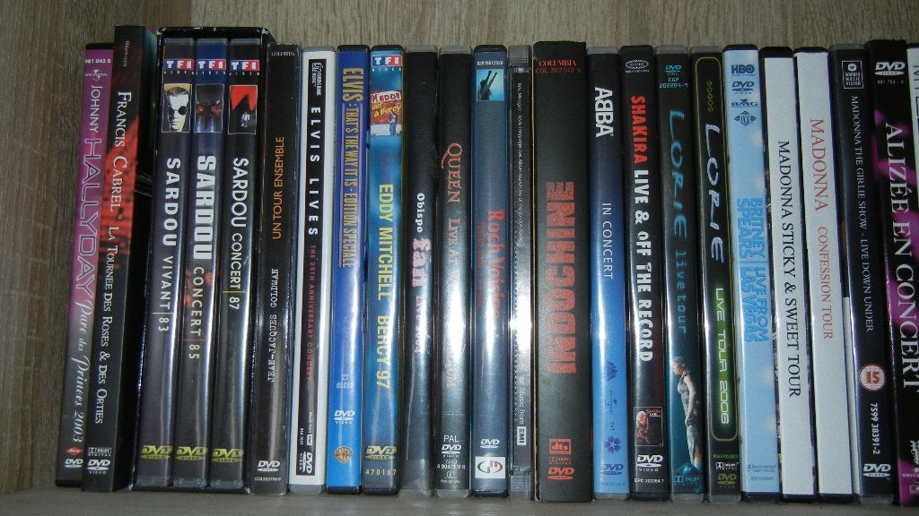 34 dvd de concerts, CD & DVD, Tous les âges, Enlèvement, Comme neuf, Concert