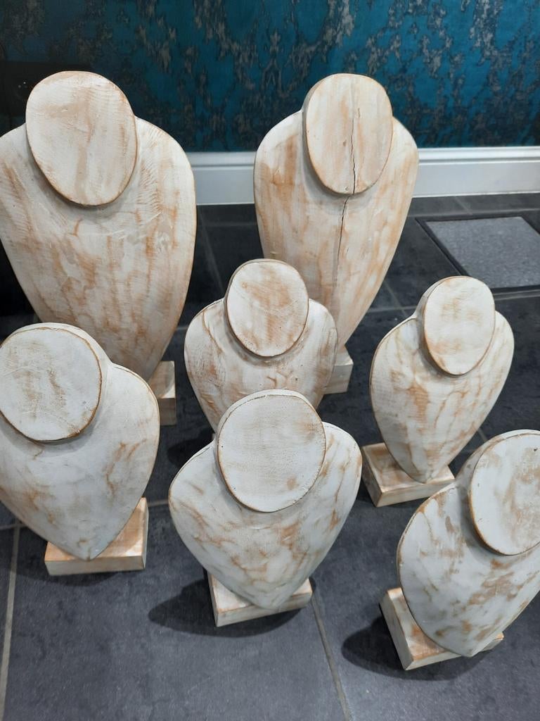 Bustes voor juwelen te presenteren, Huis en Inrichting, Woonaccessoires | Kapstokken, Ophalen