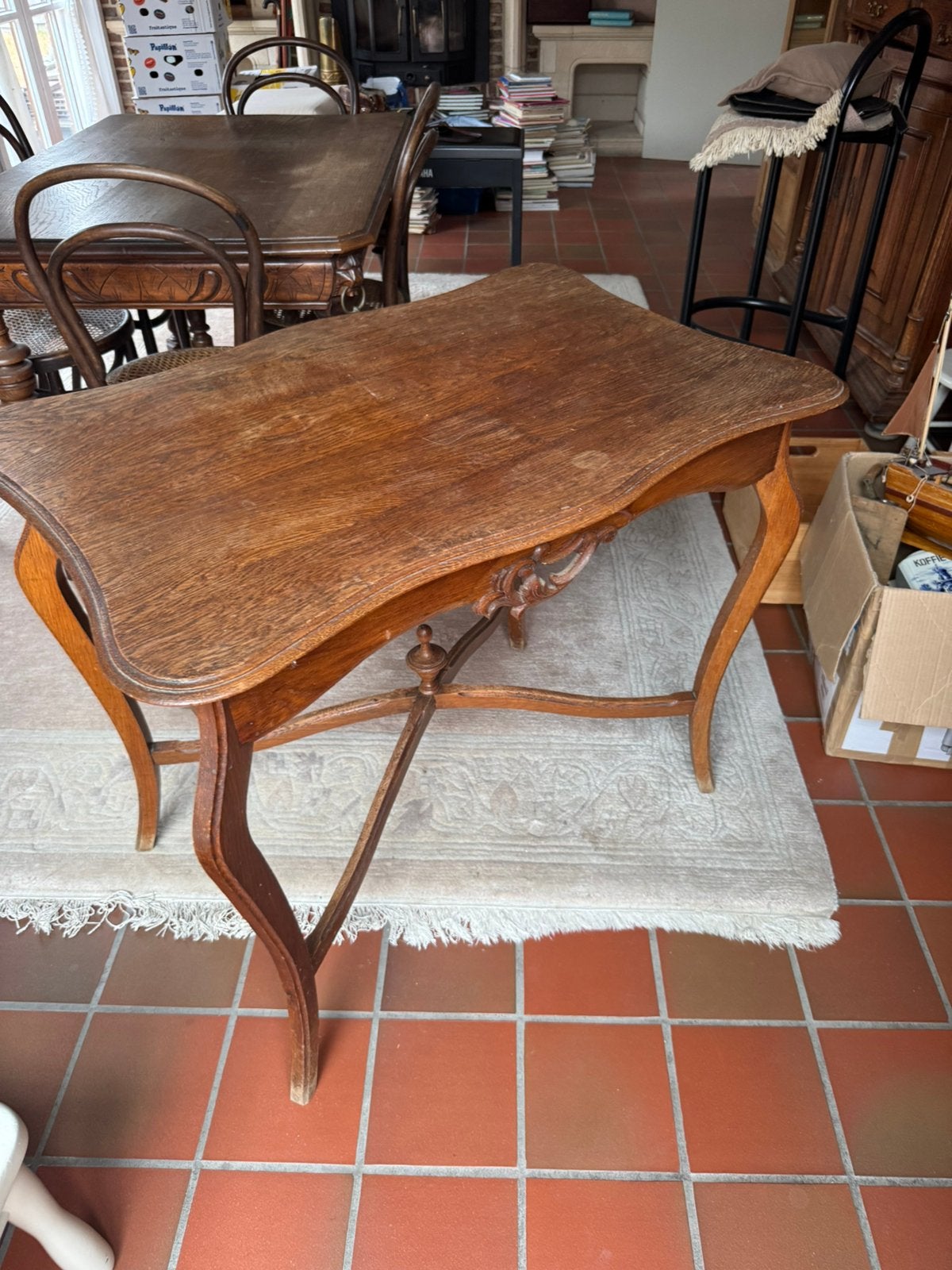 Elegante antieke salontafel/bijzettafel Lodewijk XV / Rococo, Enlèvement