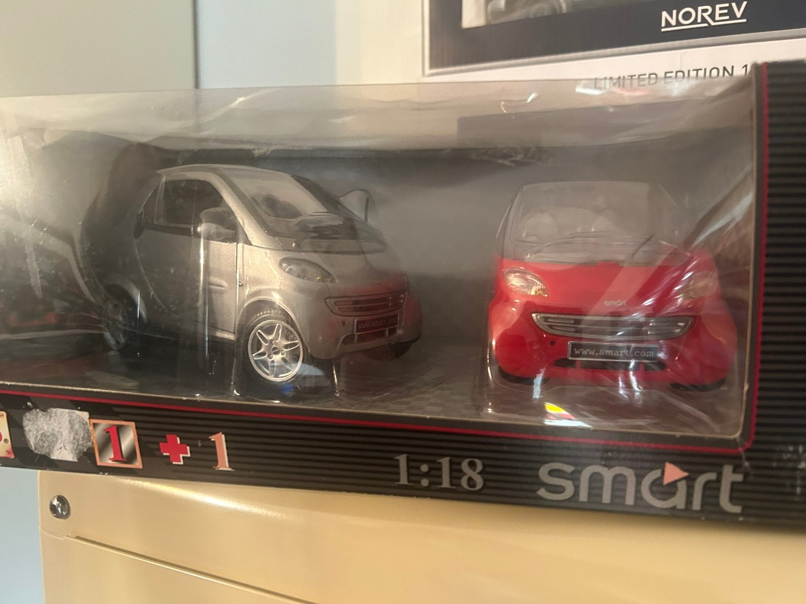 Modèle spécial Smart 1, sinon le rouge est juste le corps, Enlèvement ou Envoi, Comme neuf