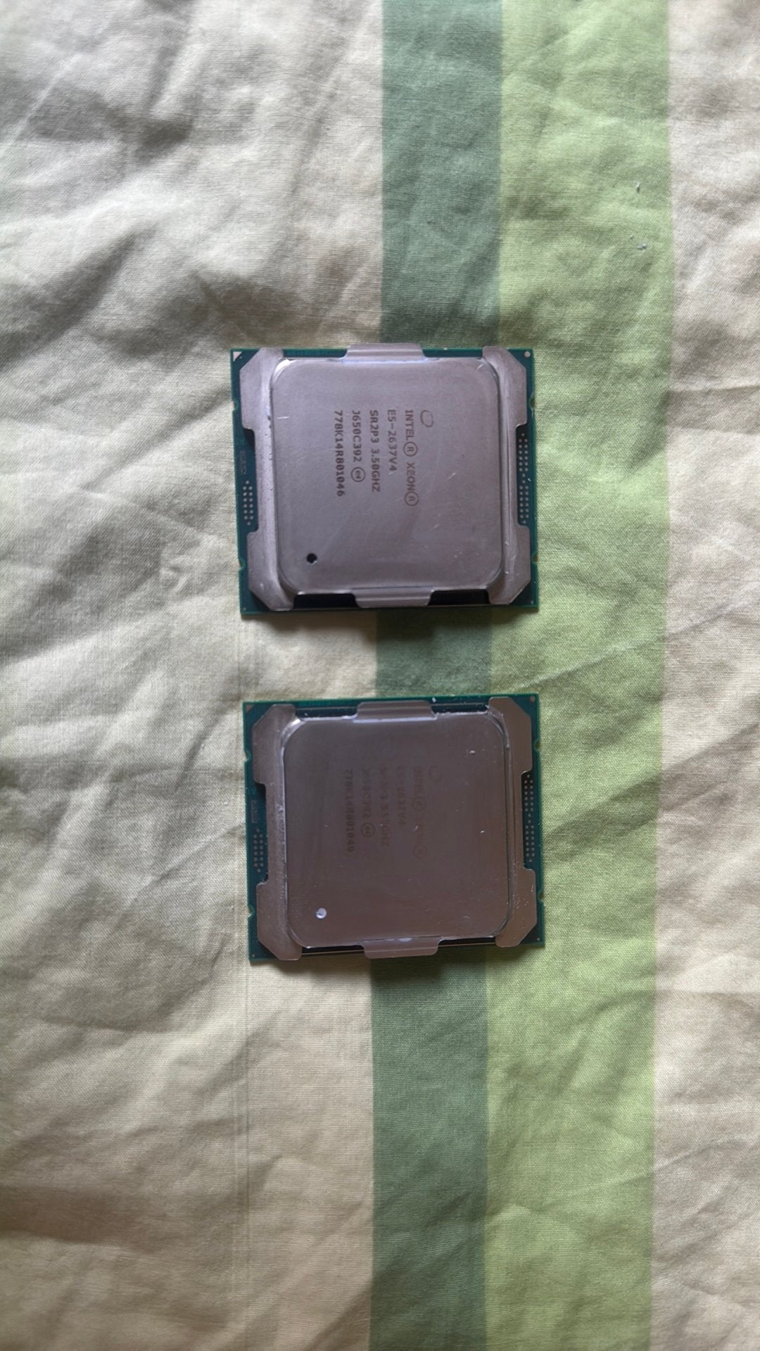 Processeur Intel Xeon E5-2637 v4 – 4 cœurs – 3,50 GHz, Informatique & Logiciels, Enlèvement ou Envoi, Utilisé, Autres, 3 à 4 Ghz
