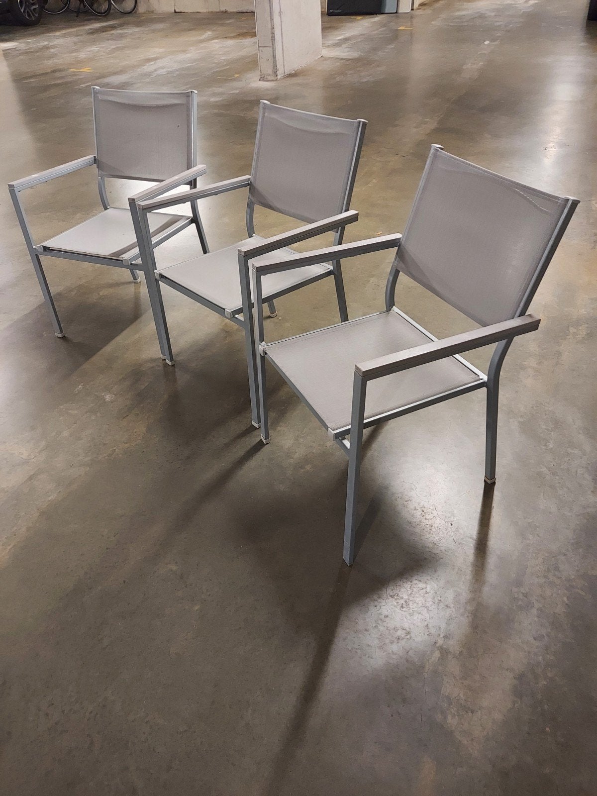 3 chaises de jardin grises, empilables., Jardin & Terrasse, Enlèvement, Utilisé, Empilable