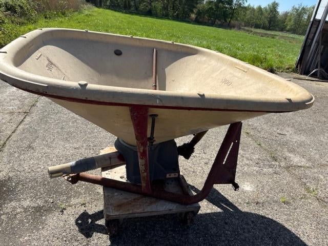 Meststofstrooier 300L, Enlèvement, Utilisé