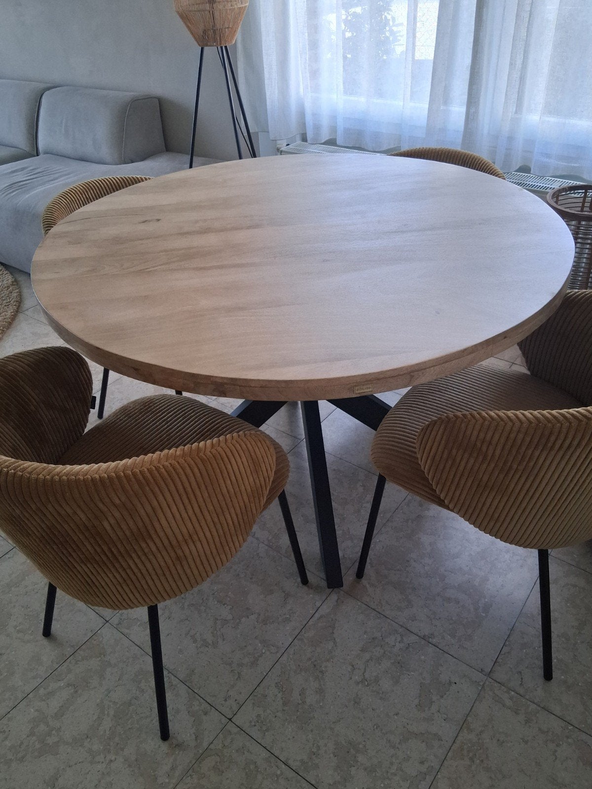 eetkamertafel, Ophalen, Rond, Nieuw, Vier personen
