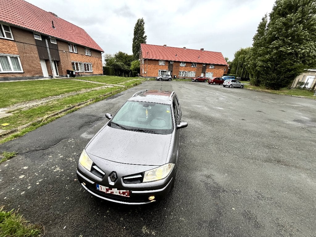 Mégane 2 break de 2008 1.5 dci 86 ch., Autos, Argent ou Gris, Achat, 140 g/km, 63 kW