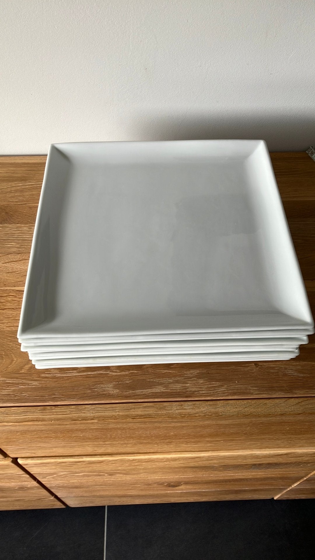 Assiettes, Maison & Meubles, Cuisine | Vaisselle, Enlèvement, Comme neuf, Porcelaine