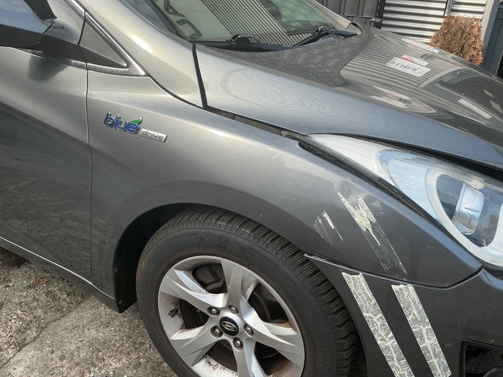 AILE AVANT DROITE Hyundai i40 CW (VFC) (|663213Z000|), Hyundai Motor Deutschland GmbH, Garde-boue, Kaiserleipromenade 5
63067  Offenbach am Main, DE