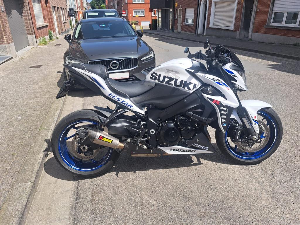 Suzuki Gsxs 1000 7/2021 série ecstar  avec seulement 3800 km, Plus de 35 kW, 4 cylindres, 1000 cm³, Contrôle de traction