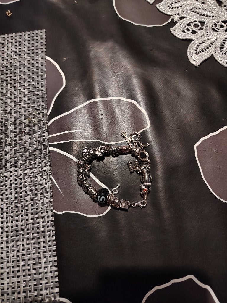 Vintage Pandora zilveren armband met 23 bedels, Handtassen en Accessoires, Armbanden, Ophalen, Zo goed als nieuw, Met bedels of kralen
