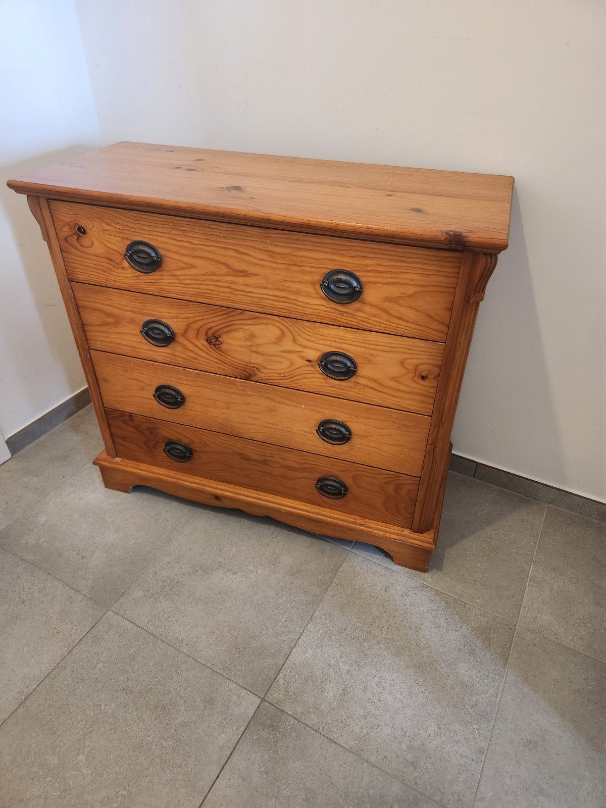 Commode ancienne,  1m20/40. hauteur  +/-1m, Maison & Meubles, Enlèvement