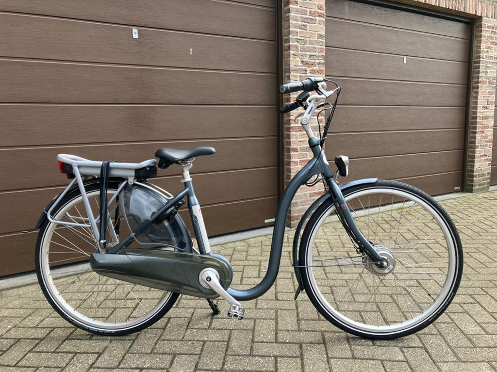 Cortina elektrische damesfiets met lage instap en weinig km, Ophalen