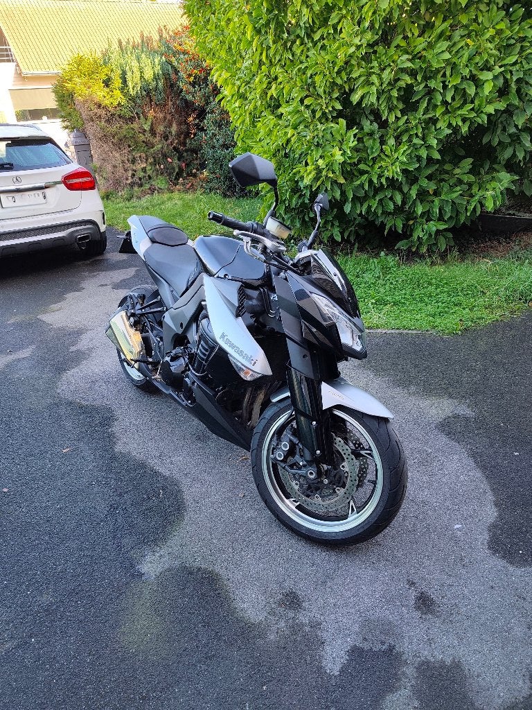 Kawasaki z1000 2011 abs 5500 kilomètres, Occasion, Plus de 35 kW, Particulier, 4 cylindres