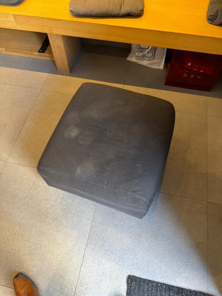 Repose-pieds/pouf, Carré, Enlèvement, Utilisé, 50 à 75 cm
