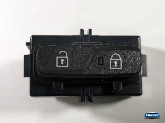 Commutateur verrouillage central des portes d'un Volvo V40, Autos : Pièces & Accessoires, -, 3 mois de garantie, -, -