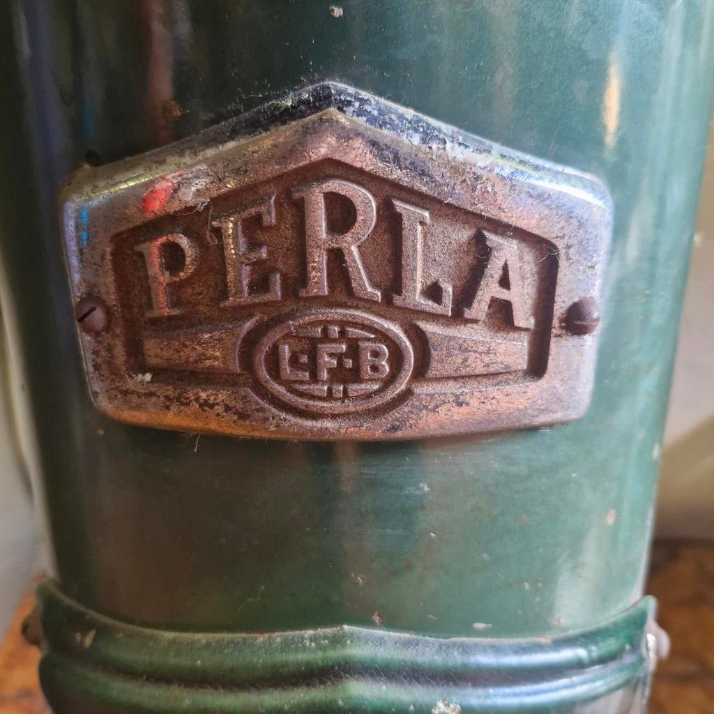 Antieke gietijzeren in groen emaille kachel merk Perla, Ophalen, Gebruikt, Vrijstaand, Hout