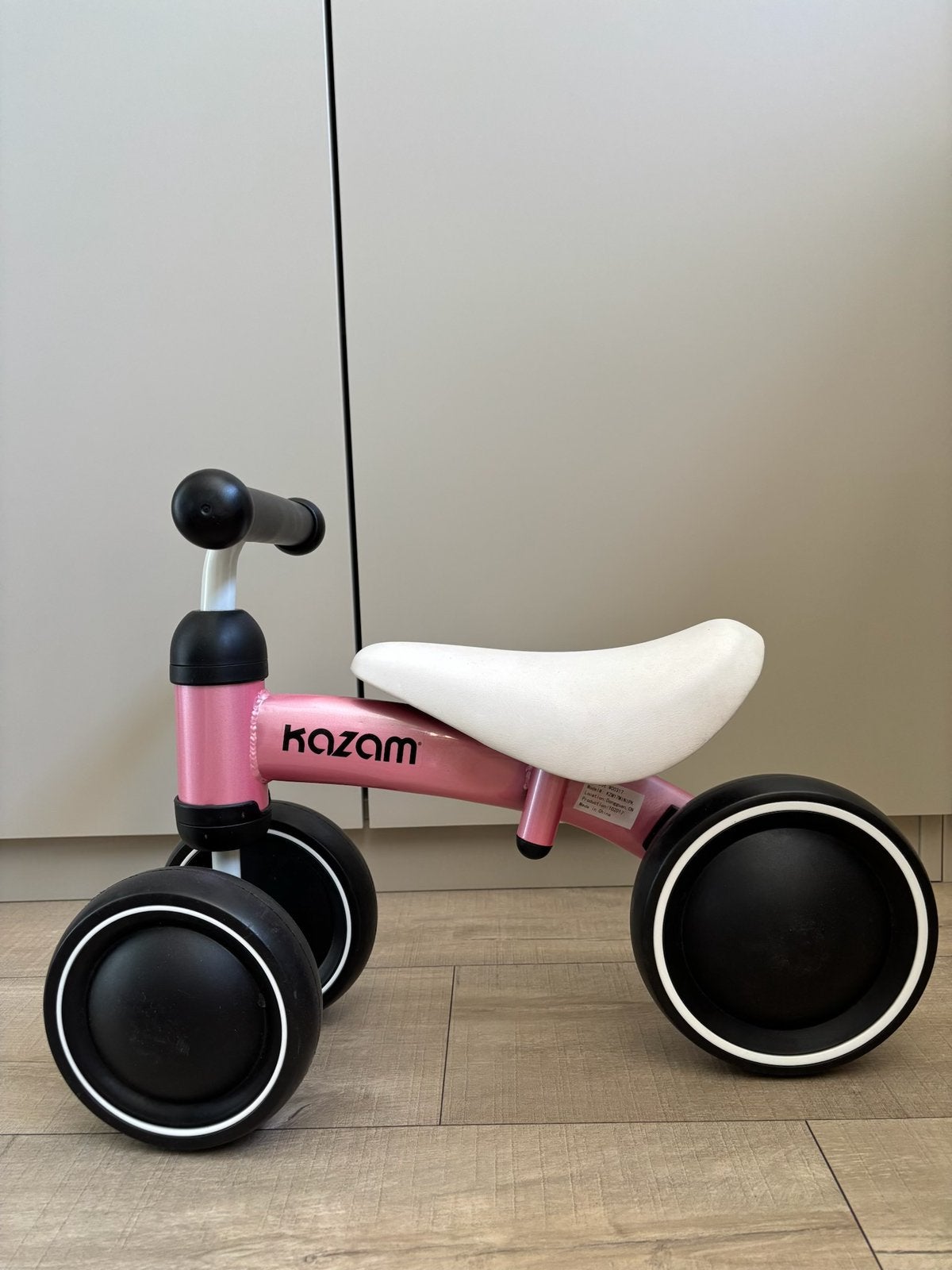 Loopfiets kazam mini roze, Ophalen, Zo goed als nieuw, Loopfiets