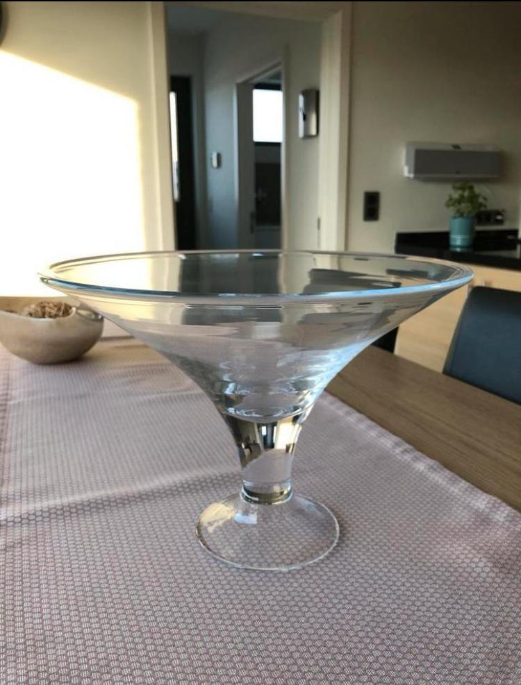 Grote XL vaas / kelk / kom / schaal op voet merk Leonardo, Huis en Inrichting, Ophalen of Verzenden, Zo goed als nieuw, Glas, Schaal
