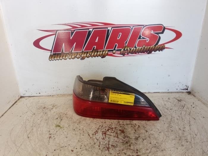 Feu arrière gauche d'un Peugeot 406, -, -, 3 mois de garantie, Utilisé