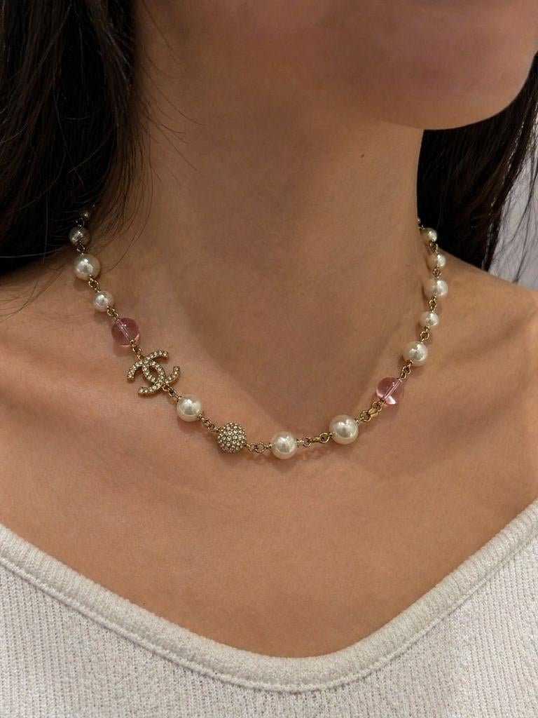 Collier de perles Chanel, Enlèvement ou Envoi, Rose, Avec strass