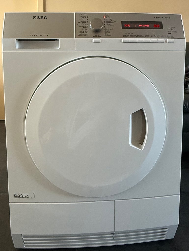 Sèche-linge à pompe à chaleur AEG 7 kg, Electroménager, Sèche-linge, 6 à 8 kg, Chargeur frontal, Enlèvement, Utilisé