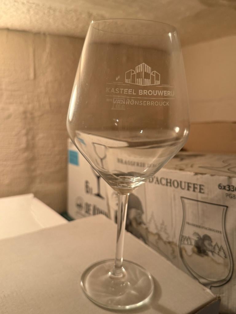 1 glas Kasteel Brouwerij Van Honsebrouck, Verzamelen, Ophalen of Verzenden, Zo goed als nieuw, Bierglas