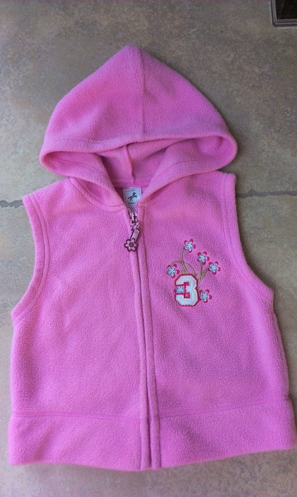 Nieuwe roze fleece gilet mt 110, Kinderen en Baby's, Meisje, Trui of Vest, Ophalen of Verzenden, Nieuw