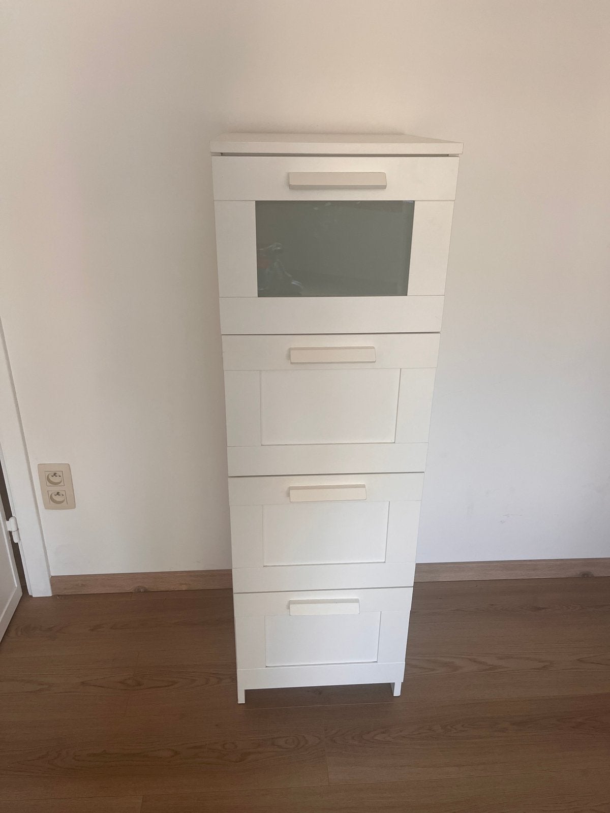 Commode ikea brimnes, 3 ou 4 tiroirs, Enlèvement, Comme neuf, 25 à 50 cm