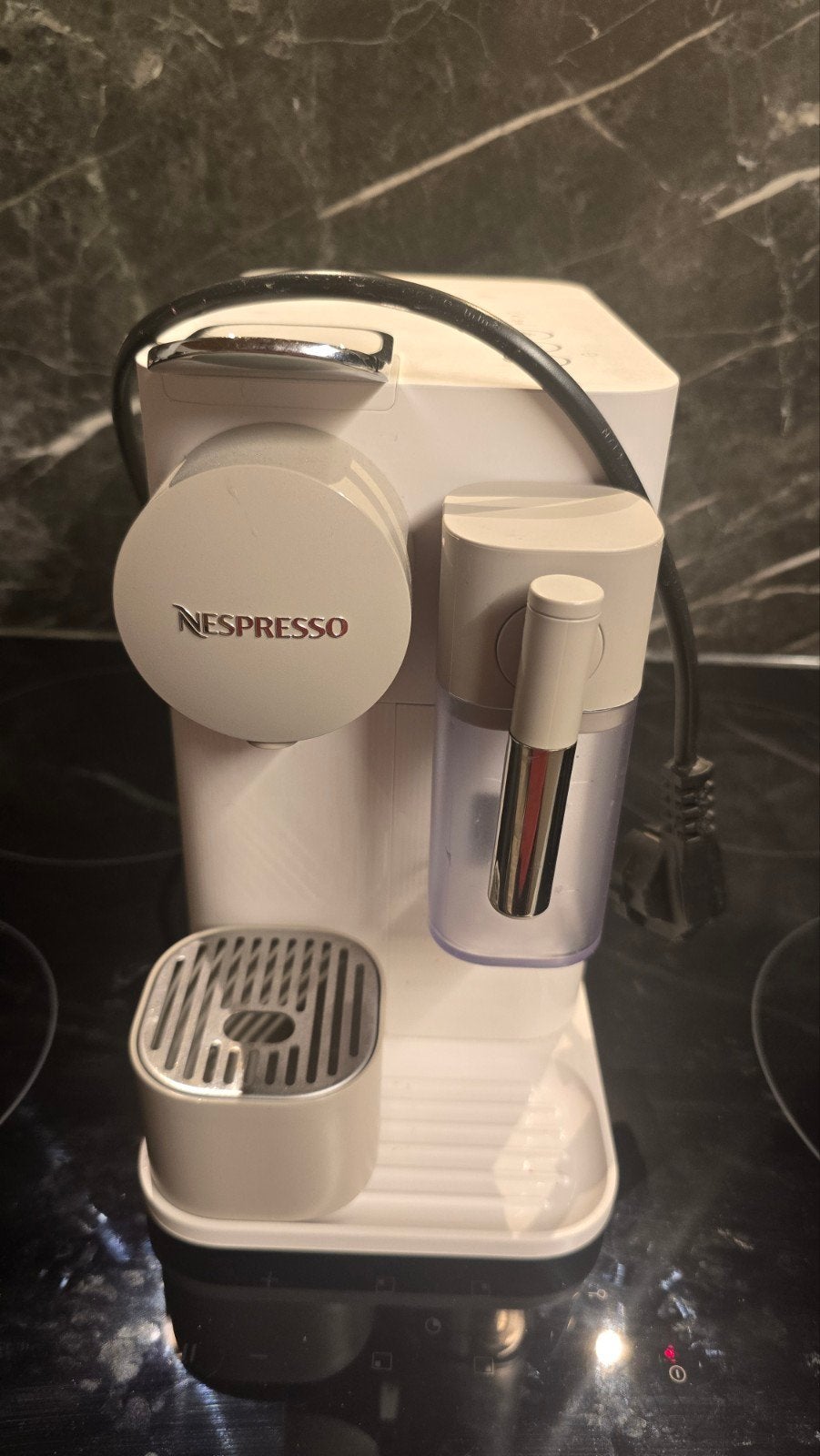 Nespresso De'Longhi Lattissima One (EN500.W) – Silk White, Electroménager, Machine à espresso, Enlèvement ou Envoi, Dosettes et capsules de café