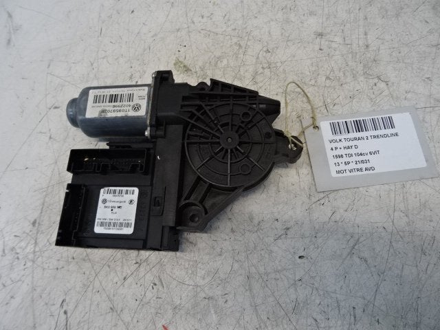 MOTEUR LEVE VITRE ELECTRIQUE AVANT DROIT Touran (1T1 / T2), Utilisé, Avant, Volkswagen