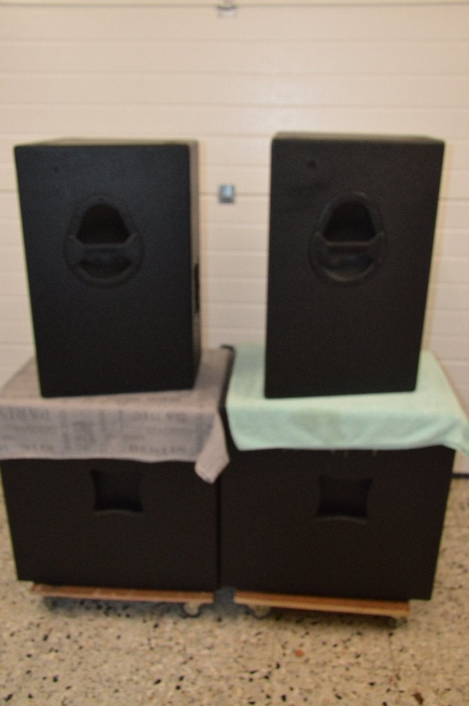 2 BOÎTIERS VIBE 12 ET 2 BOÎTIERS VIBE 15 SUB MKII, TV, Hi-fi & Vidéo, Autres marques, Bass-reflex, Comme neuf, Enlèvement