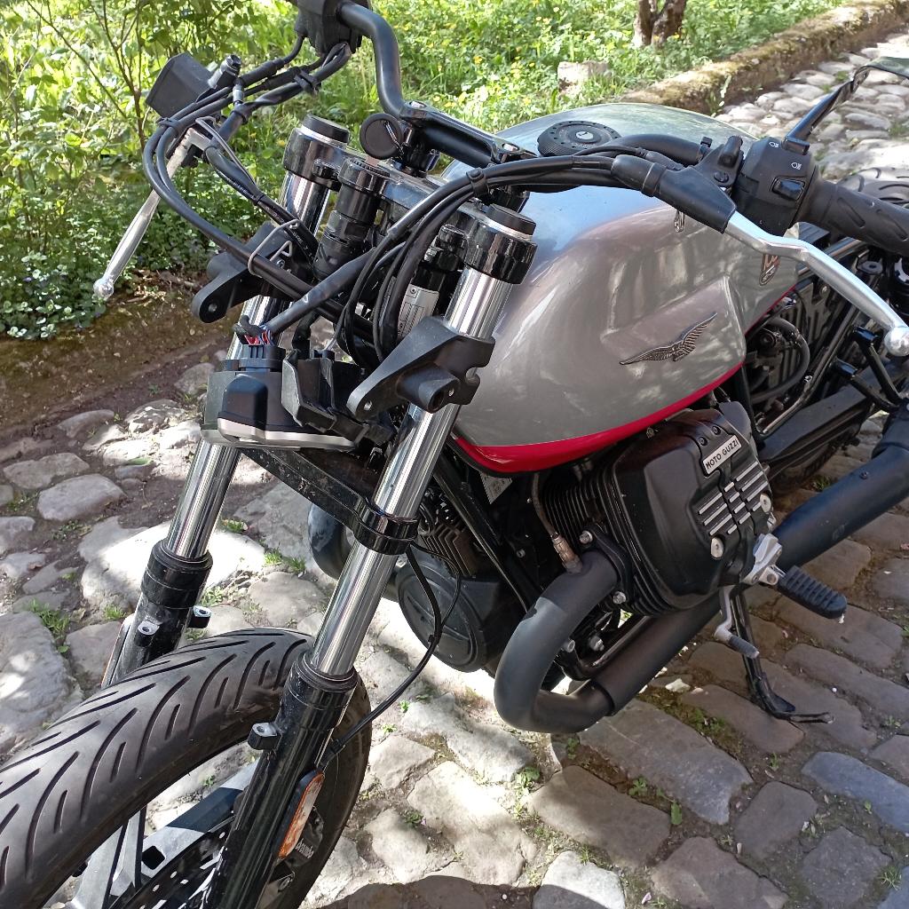 moto guzzi pieces, Motos, Particulier
