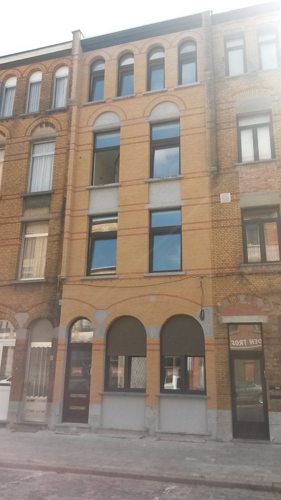 Opbrengsteigendom gebouw met 4 app op het eilandje Antwerpen, Immo, 200 tot 500 m², Antwerpen, Antwerpen (stad), Verkoop zonder makelaar
