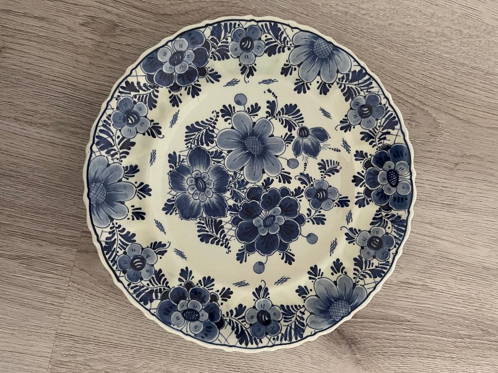 Delfts blauw bord “Regina” 24,5 cm, Enlèvement ou Envoi