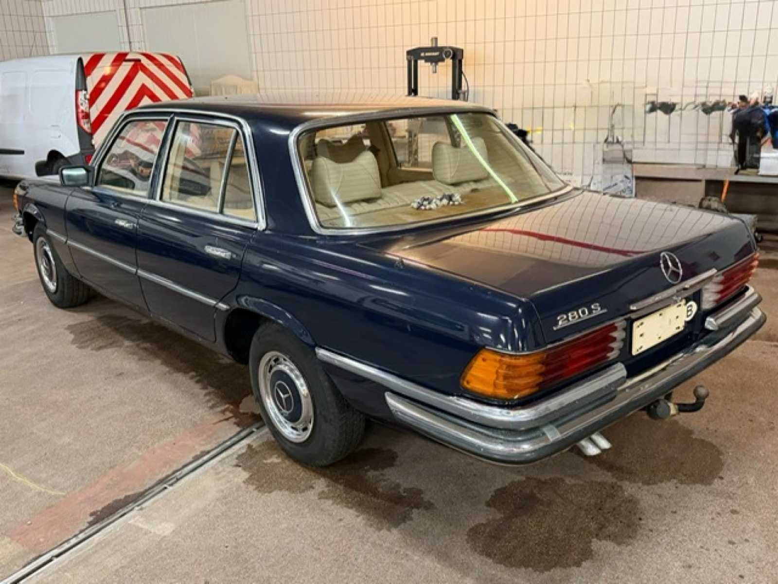 Mercedes 1977 - 289 - Voiture classique, Autos, Achat, Entreprise, Autres carburants, Autre carrosserie