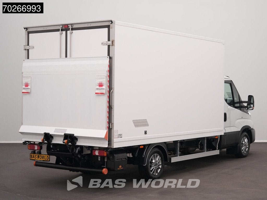 Iveco Daily 35S18 BPM VRIJ! 3.0L Laadklep Koelwagen Vriezer, Auto's, Bestelwagens en Lichte vracht, Automaat, Stof, Euro 6, 4 cilinders