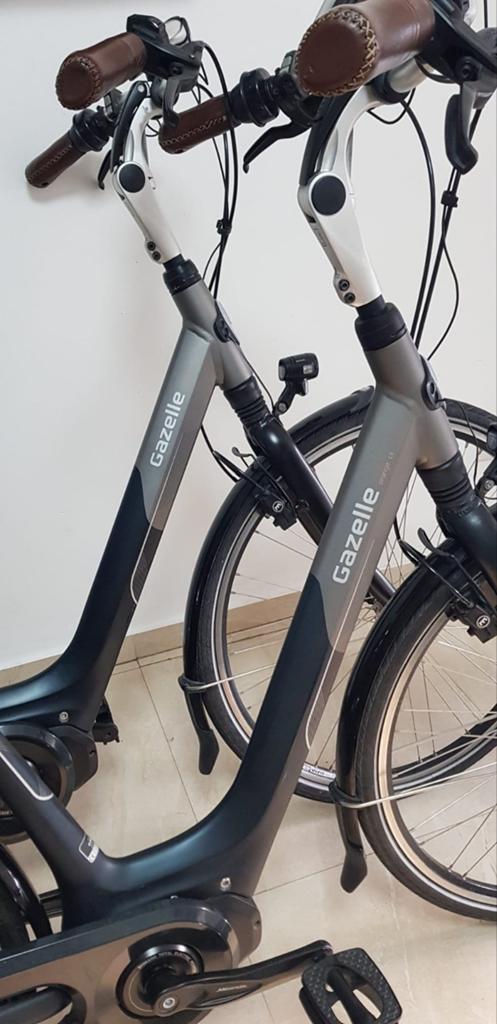 Ensemble de vélos électriques Gazelle avec moteur central de, Enlèvement, Gazelle