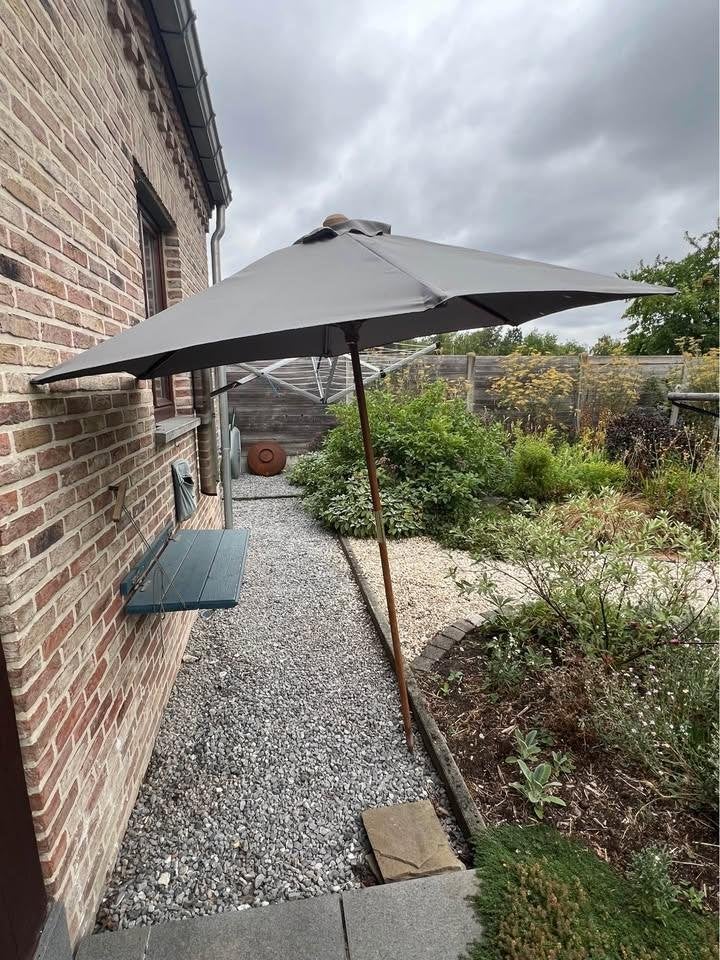 Parasol de jardin, Enlèvement, Utilisé, 1 à 2 mètres, Parasol sur pied