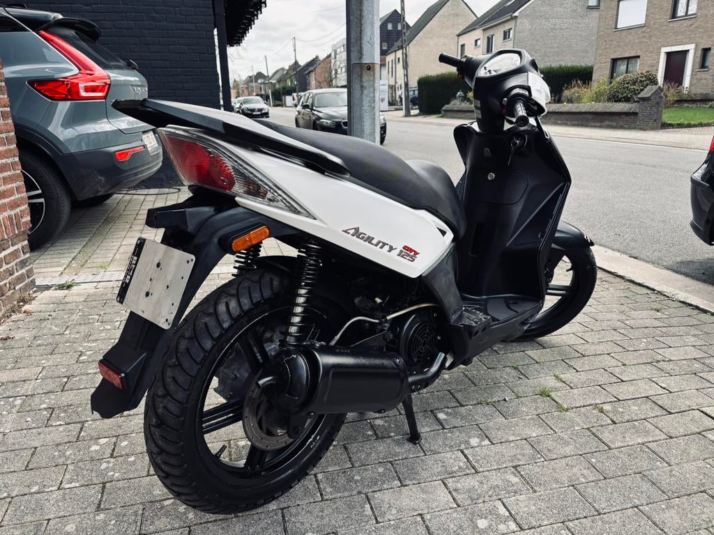 Kymco Agility 16+ 125cc Moto Scooter., Fietsen en Brommers, Ophalen, Zo goed als nieuw, Agility