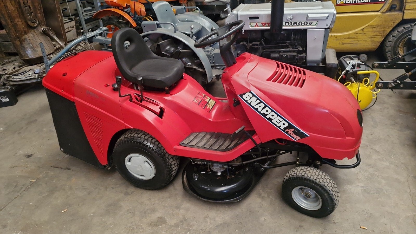 Tracteur tondeuse fonctionne super 1100euros, Enlèvement ou Envoi