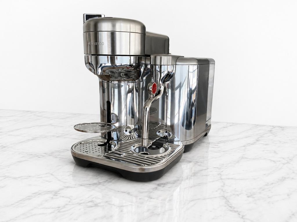 Sage Vertuo Nespresso Creatista – Stainless Steel –, Réservoir d'eau amovible, Enlèvement ou Envoi, Reconditionné, Dosettes et capsules de café