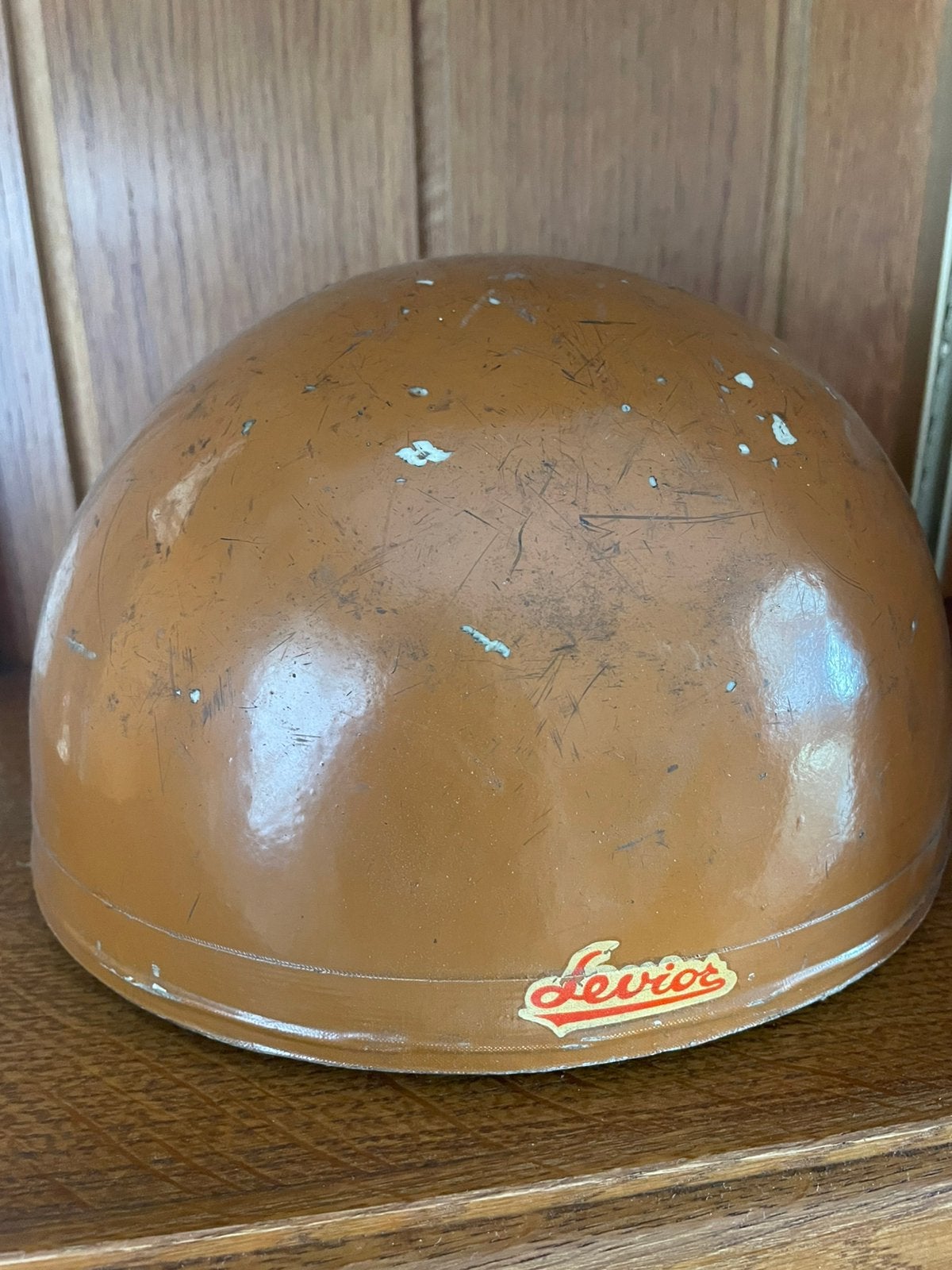 Retro Levior helm, Motoren, Ophalen
